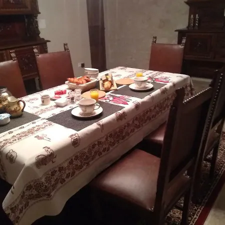 Bed & Breakfast Le Domaine Du Chasselas Castelsagrat